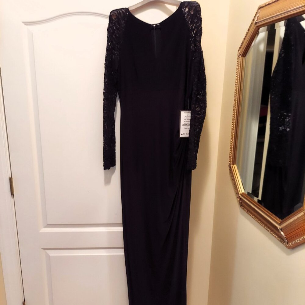 Black Evening Gown / Size 14 NWT